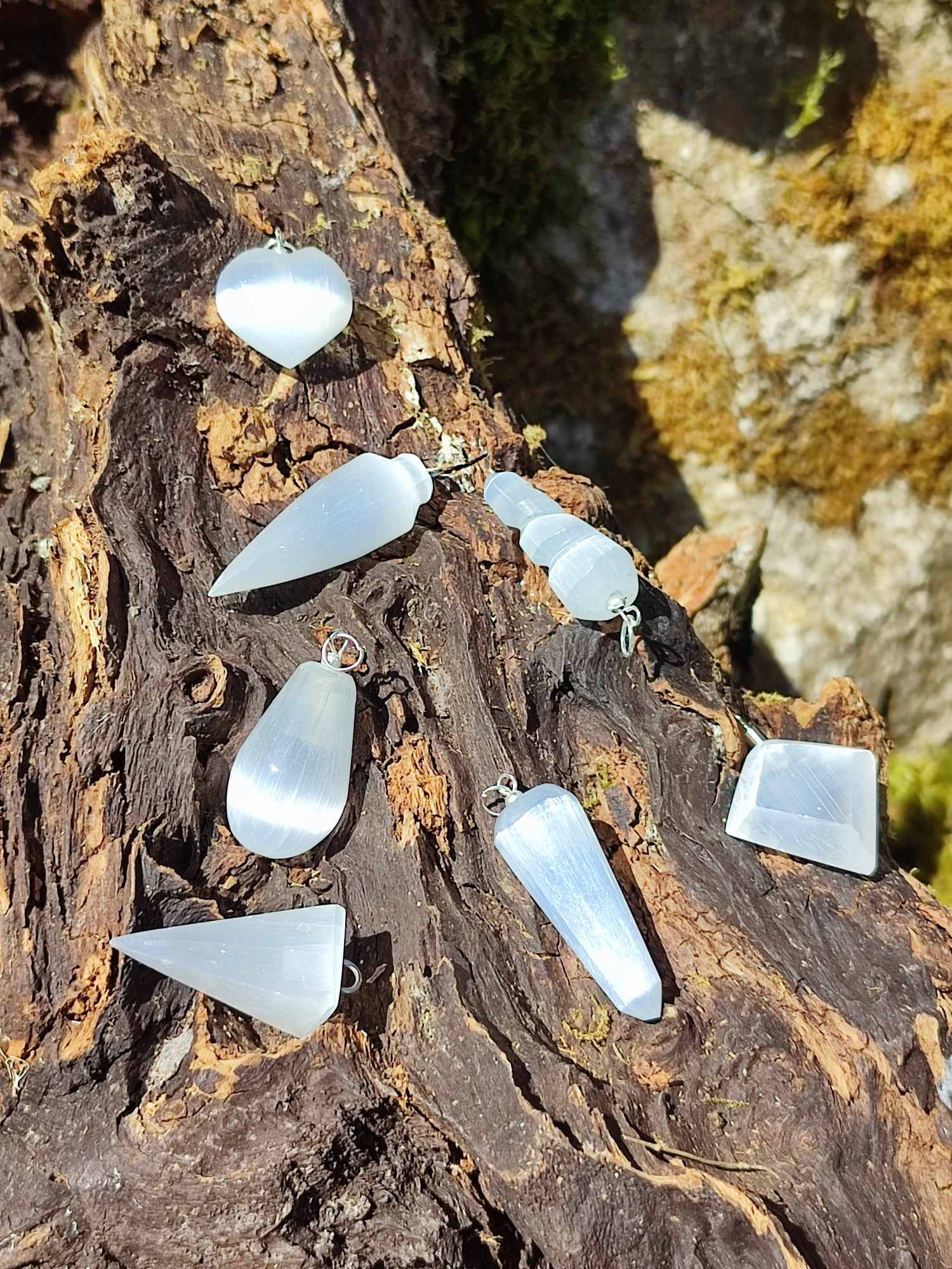 Pendentif sélénite